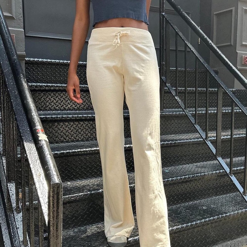 Brandy Melville cream flare sweatpants joggers pants one size